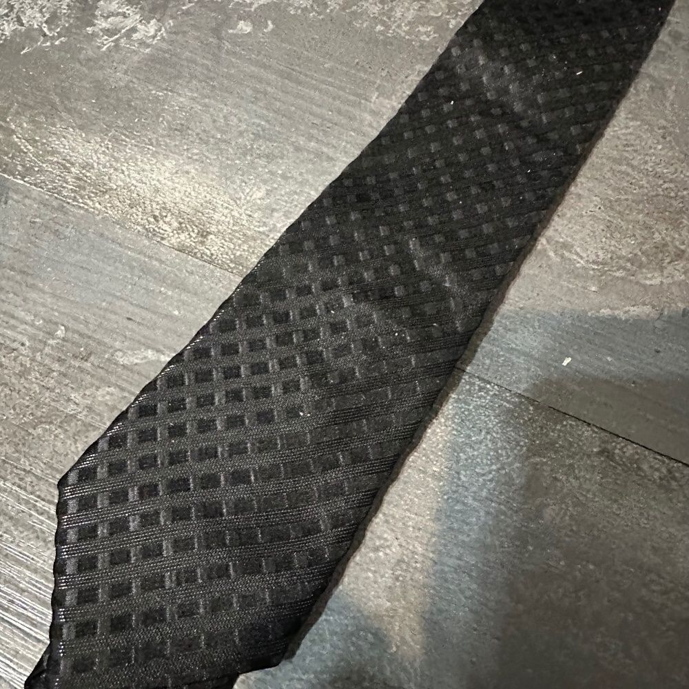 Marc Anthony Tie EUC 